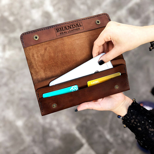 The Perfect Pouch: Leather Clutch for Women - Brown Color