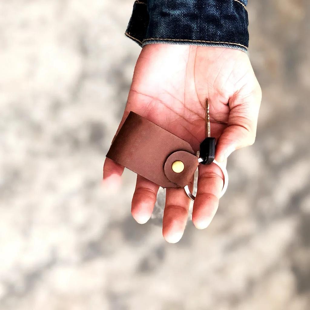 Minimalist Mini Keychain - Brown Color