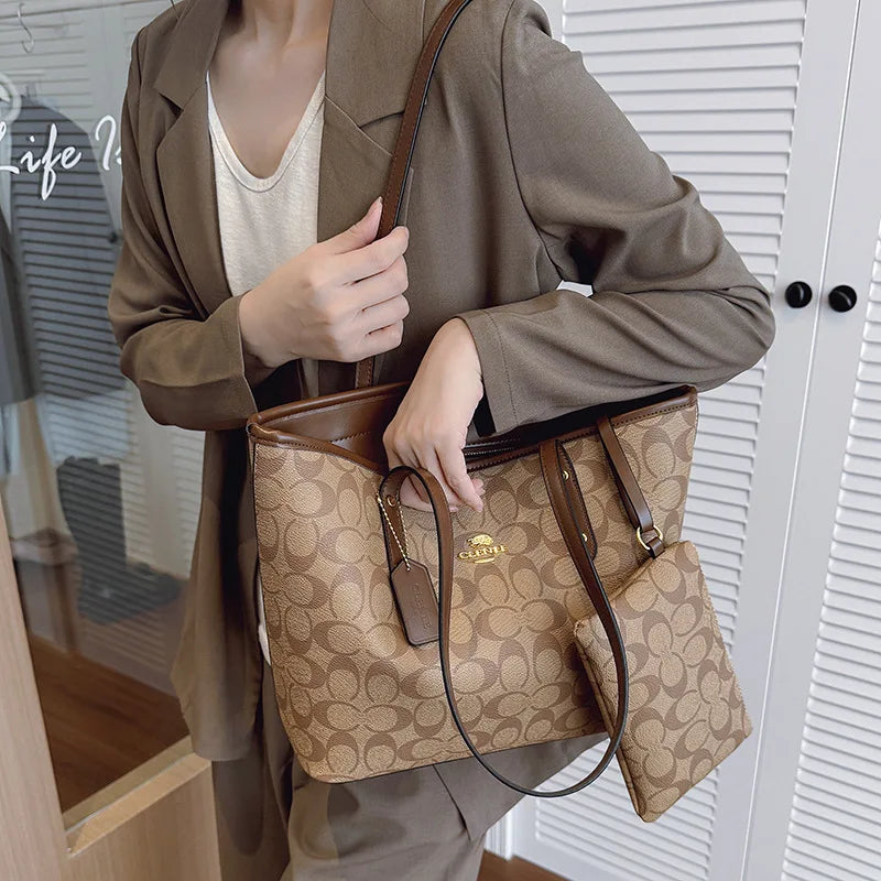 Luxury Leather Messenger Bag Vintage Style Crossbody Purse Large Capacity Commuter Tote for Modern Working Women